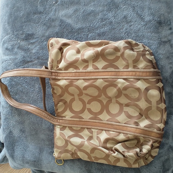 Coach purse - Picture 2 of 4